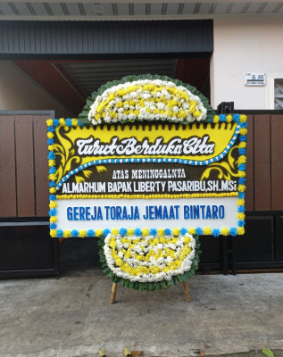 Papan Bunga Duka di Tolengas