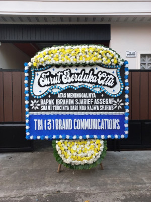 Papan Bunga Duka di Tolengas
